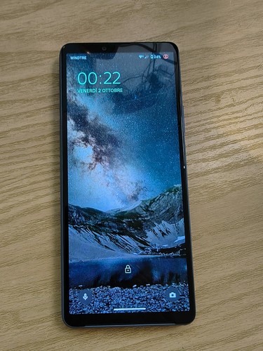 Smartphone sony xperia iii - sony,